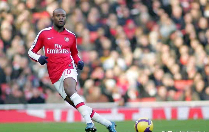 英超带刀后卫排行榜，榜首竟是他！你猜对了吗？|特里·麦克德莫特|约翰·特里|切尔西|数据|集锦_新浪体育_新浪新闻