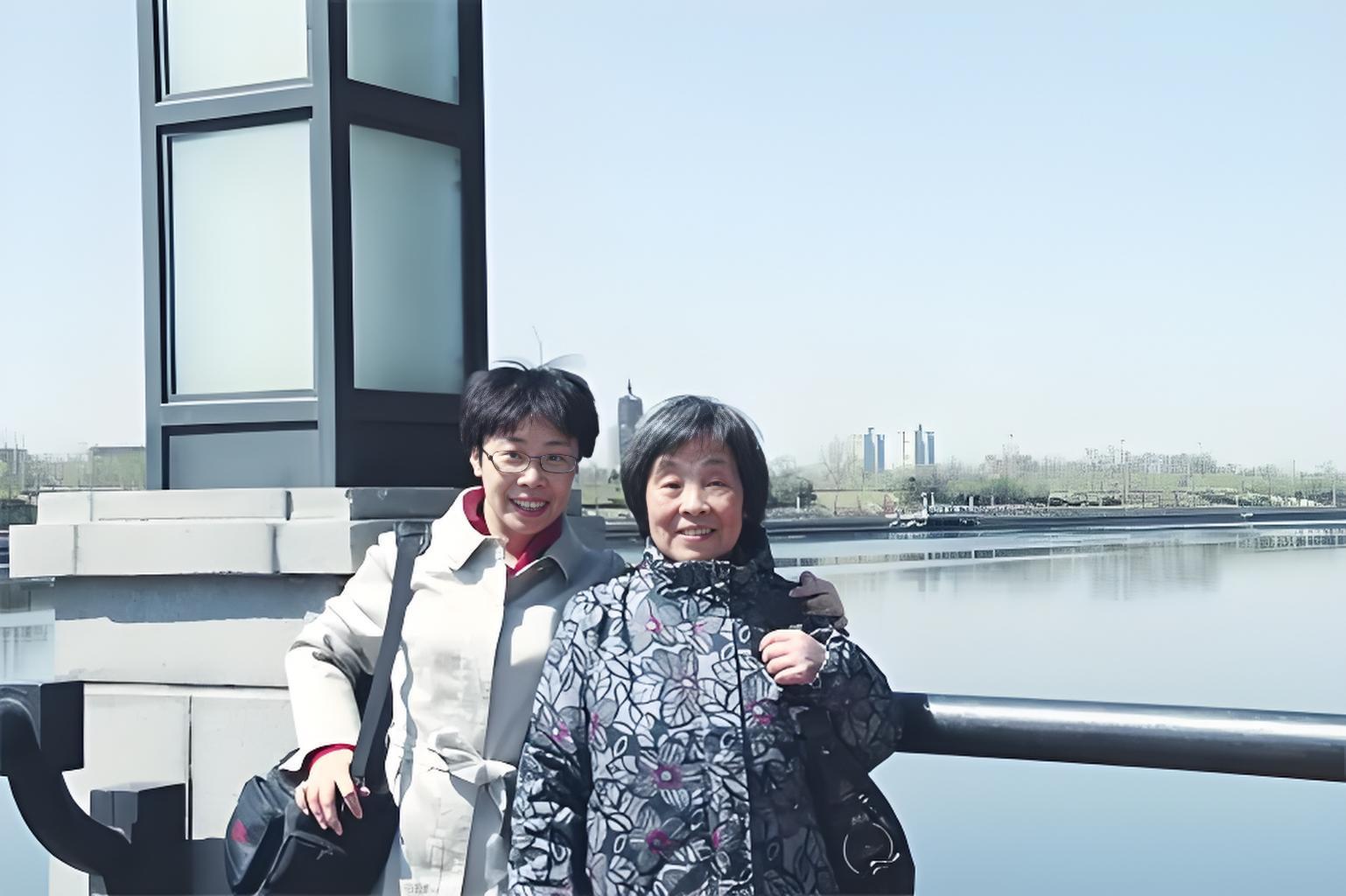 开云入口-蒙曼感叹：这辈子也结不了婚！有两个原因：一是岁数，二是长相